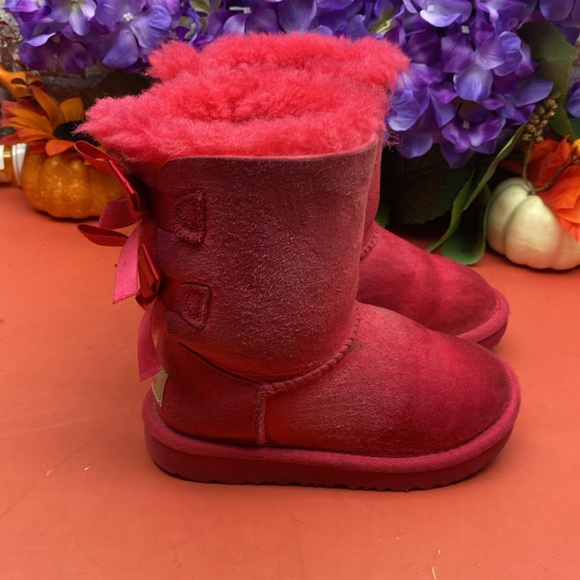 Ugg boots SZ 10 T - Picture 2 of 7